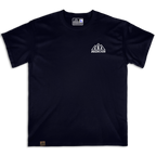 Frontal de la camiseta Wokha Organic Mosquetón Negra con logotipo blanco en el pecho